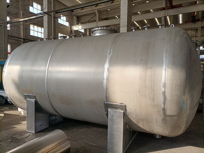 1730269939768548.jpg 氨水儲罐 (2).jpg